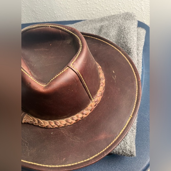 Vintage Henshel leather hat - Picture 7 of 14